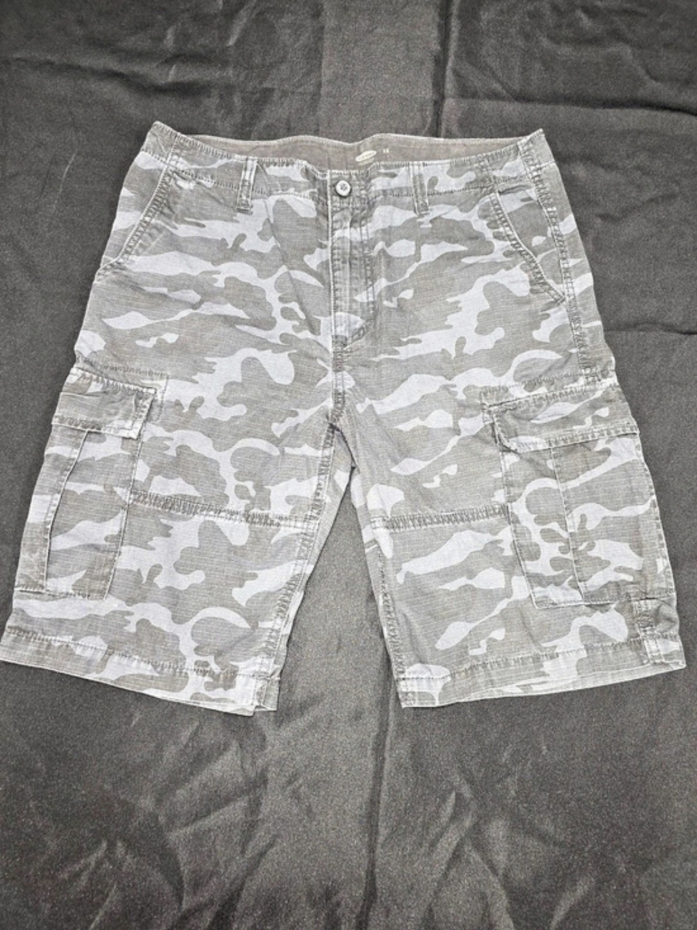 Old Navy Lived-In Cargo Shorts Men's Camo Waist 33